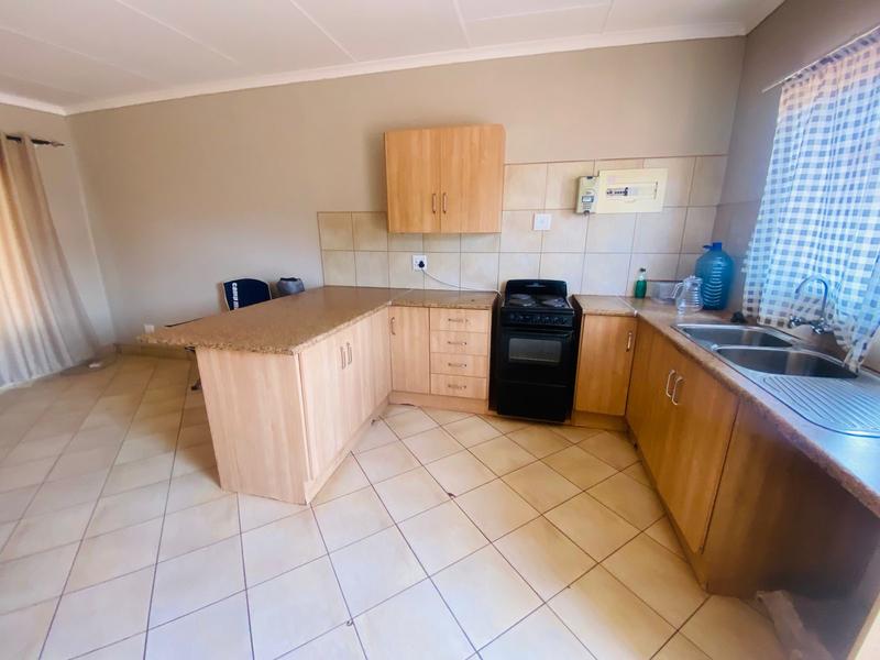 To Let 2 Bedroom Property for Rent in Kathu Northern Cape